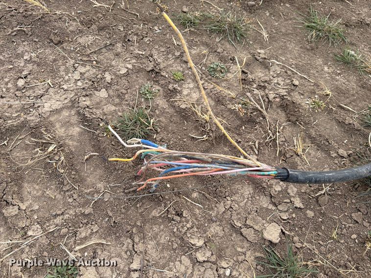 image for item NE9866 Valmont 6000 center pivot