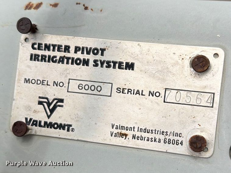 image for item NE9866 Valmont 6000 center pivot