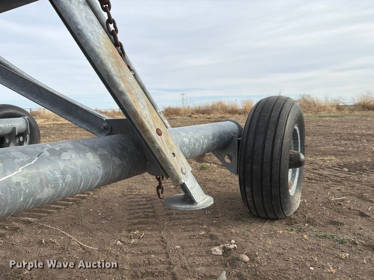 image for item NE9867 Valmont 8000 center pivot