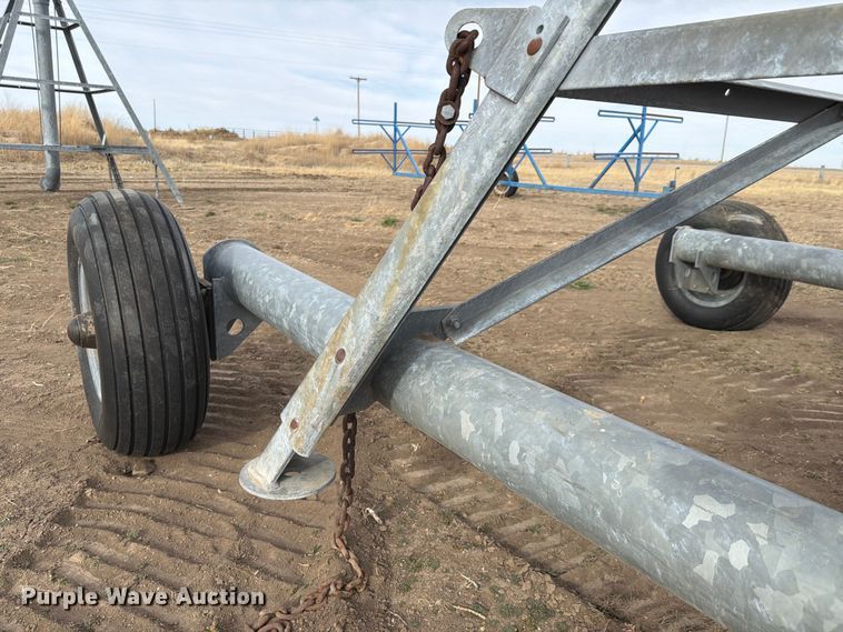 image for item NE9867 Valmont 8000 center pivot