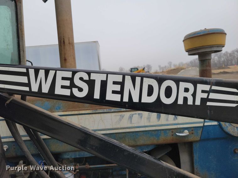 image for item NK9844 1975 Ford 7000 tractor