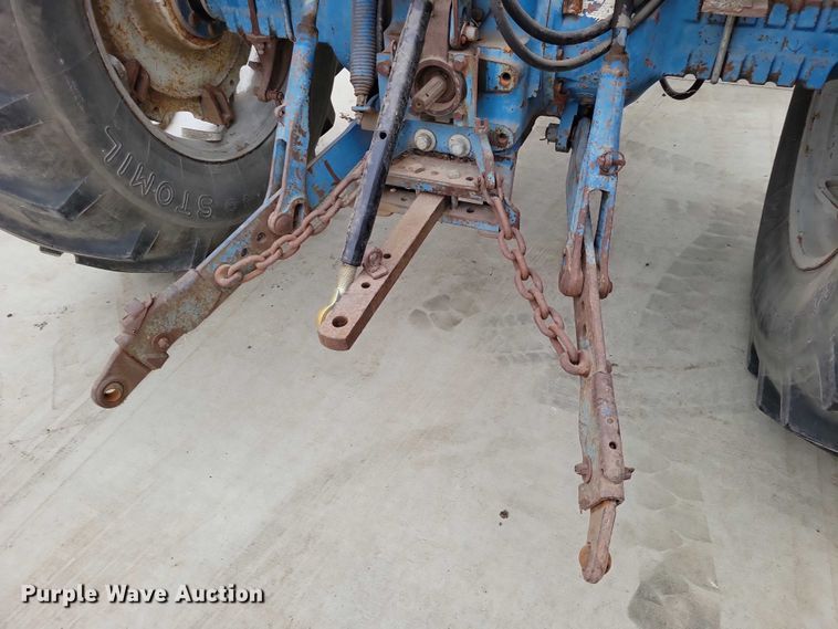image for item NK9844 1975 Ford 7000 tractor