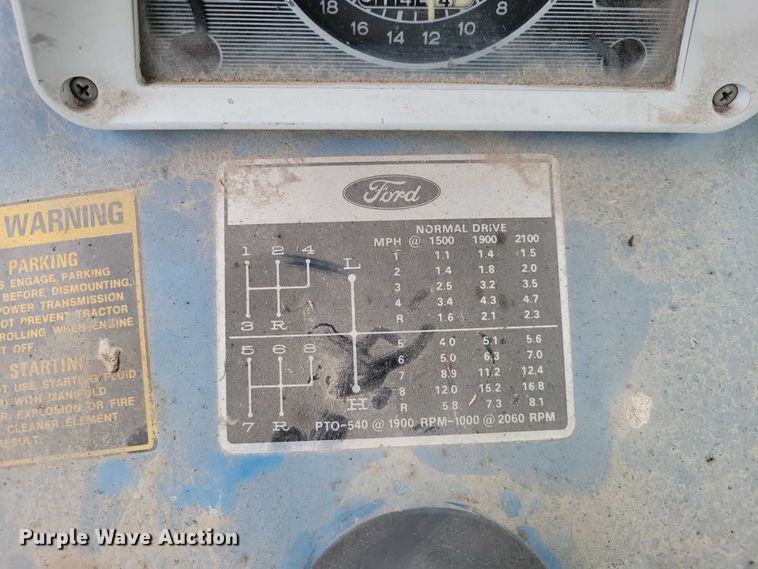 image for item NK9844 1975 Ford 7000 tractor