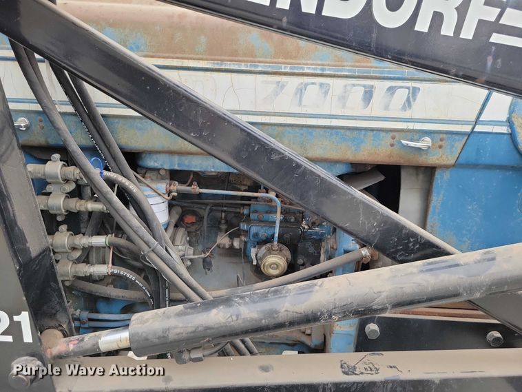 image for item NK9844 1975 Ford 7000 tractor