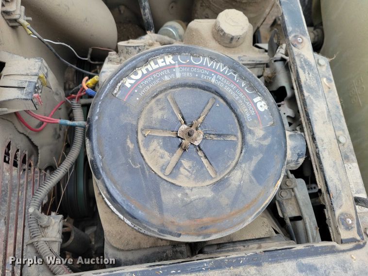 image for item NK9845 Toro Multi Pro 1100 turf sprayer