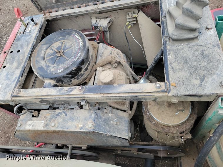 image for item NK9845 Toro Multi Pro 1100 turf sprayer