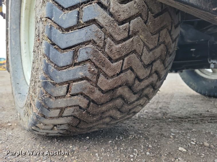 image for item NK9845 Toro Multi Pro 1100 turf sprayer