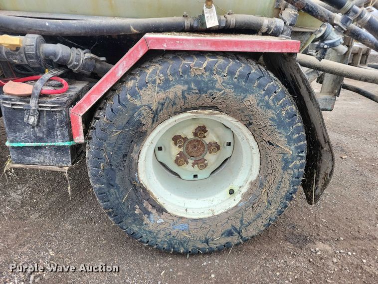 image for item NK9845 Toro Multi Pro 1100 turf sprayer