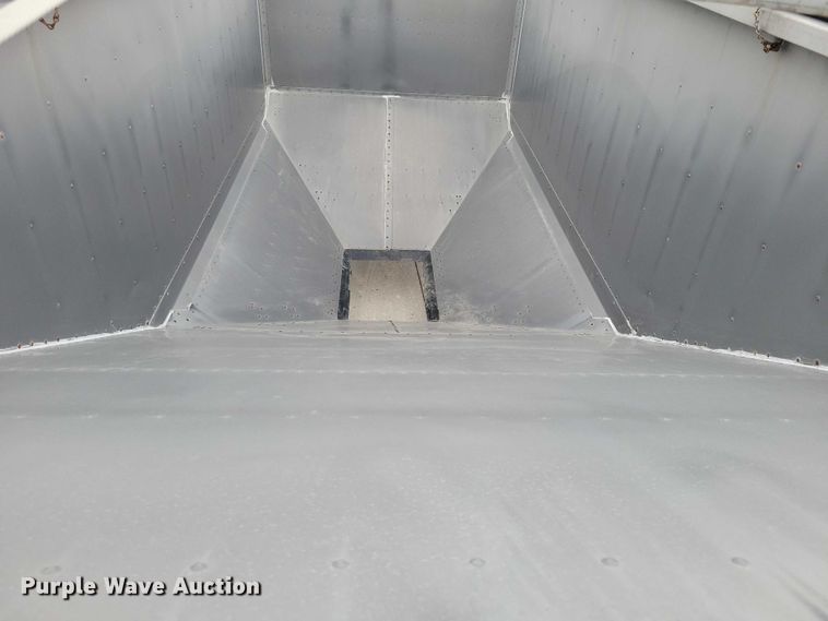 image for item NK9849 2016 Timpte grain trailer