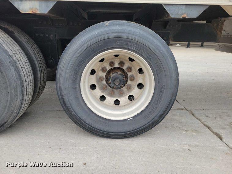 image for item NK9849 2016 Timpte grain trailer