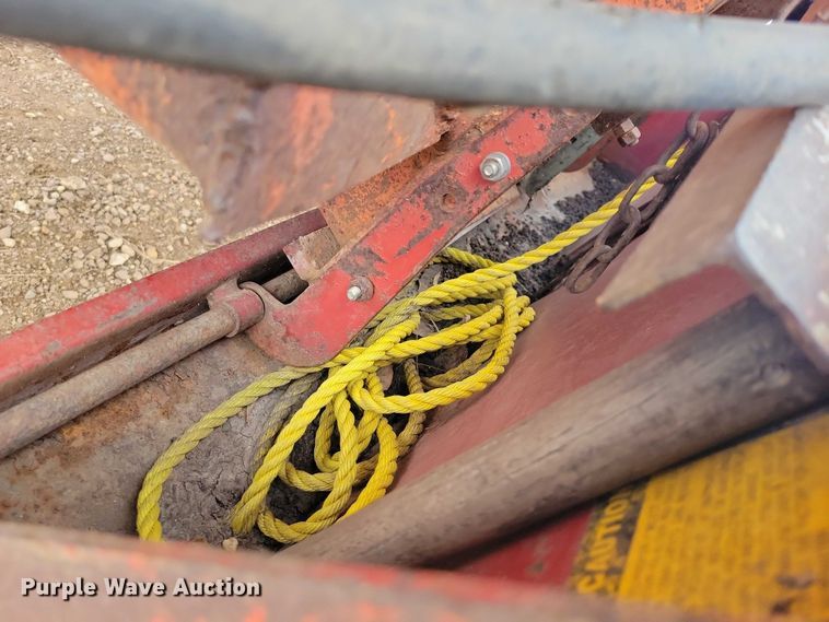 image for item NK9866 Killbros 350 seed tender