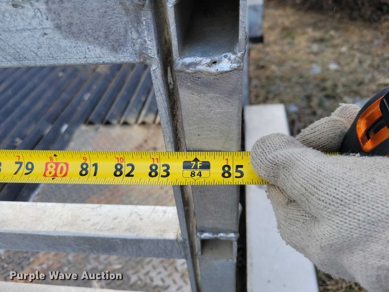 image for item NO9892 1975 Heil tank trailer