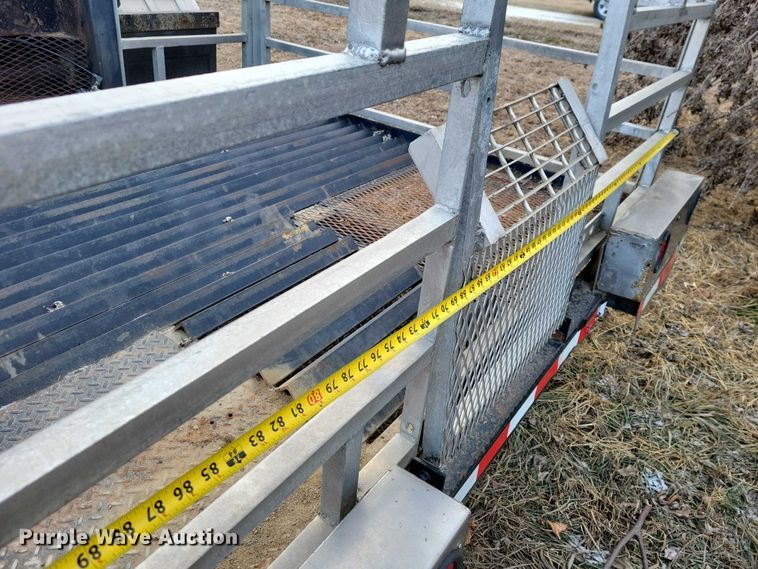 image for item NO9892 1975 Heil tank trailer