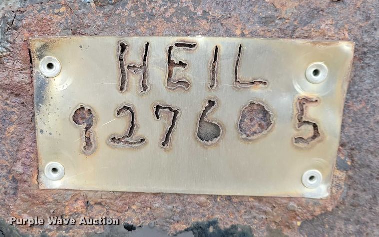 image for item NO9892 1975 Heil tank trailer