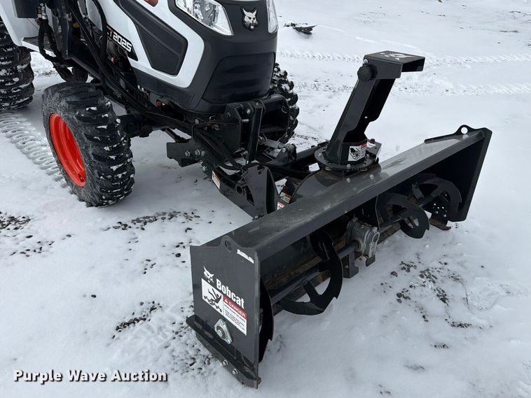 image for item YA1994 Bobcat CT2025 MFWD tractor