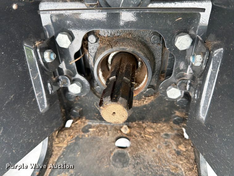 image for item YA1994 Bobcat CT2025 MFWD tractor