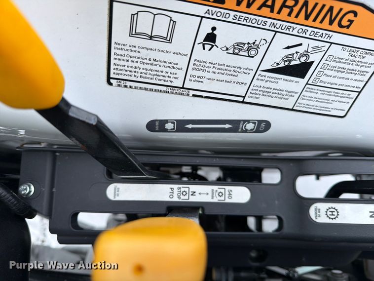 image for item YA1994 Bobcat CT2025 MFWD tractor