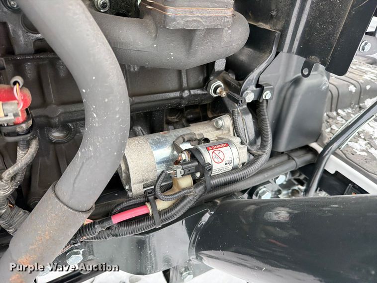 image for item YA1994 Bobcat CT2025 MFWD tractor