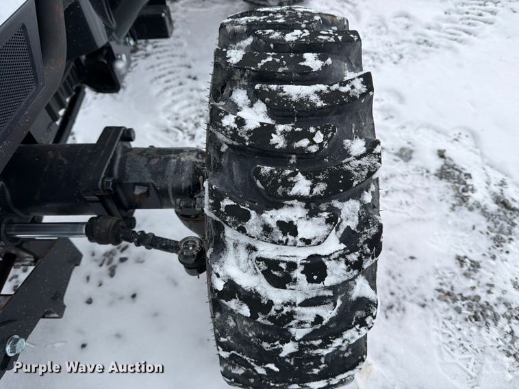 image for item YA1994 Bobcat CT2025 MFWD tractor