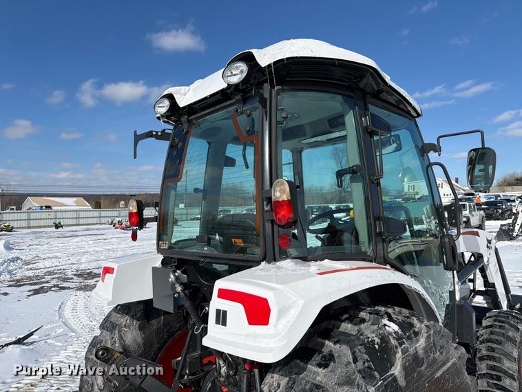 image for item YA2000 Bobcat CT5555 MFWD tractor