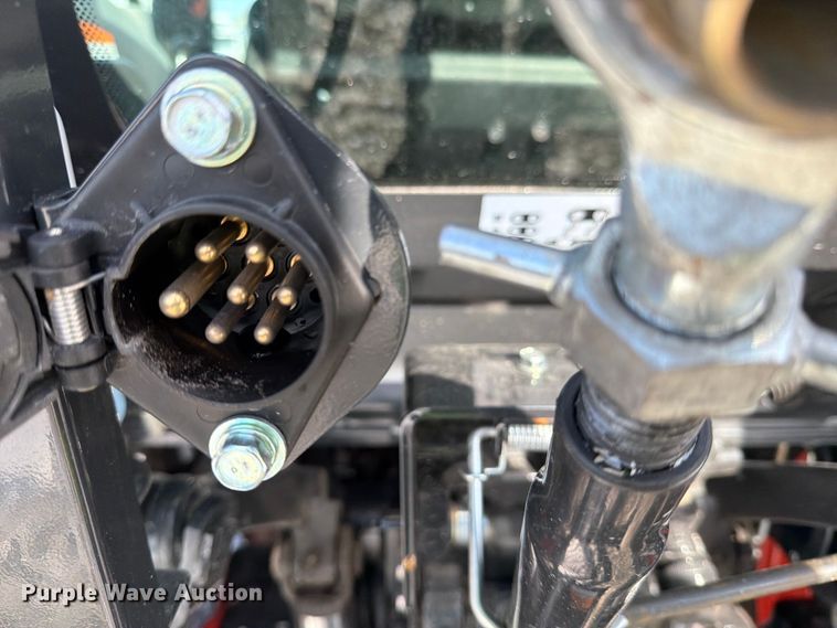 image for item YA2000 Bobcat CT5555 MFWD tractor