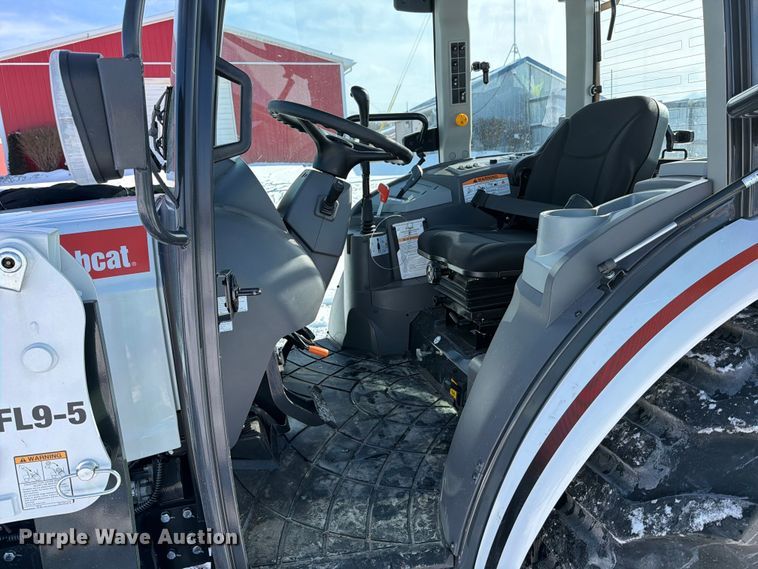 image for item YA2000 Bobcat CT5555 MFWD tractor