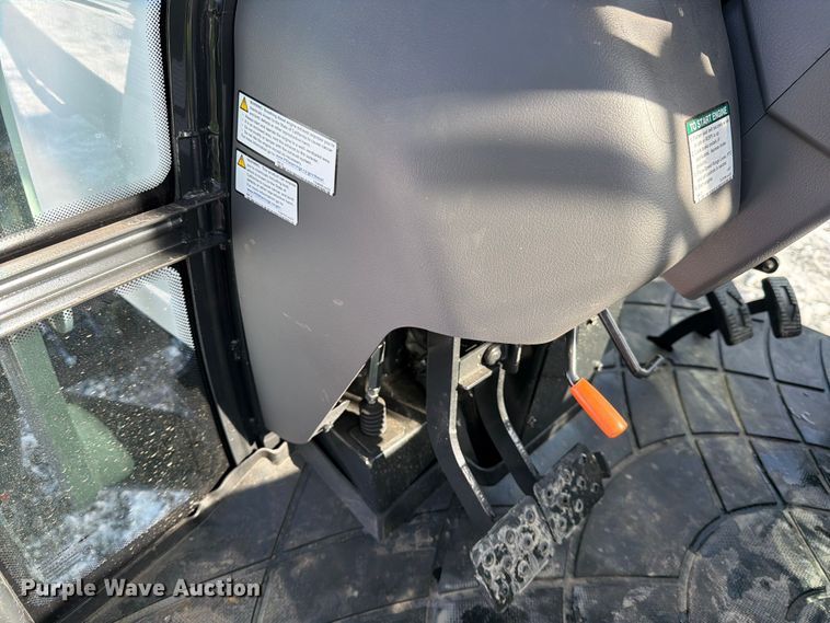 image for item YA2000 Bobcat CT5555 MFWD tractor