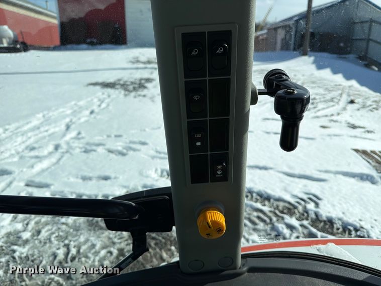 image for item YA2000 Bobcat CT5555 MFWD tractor