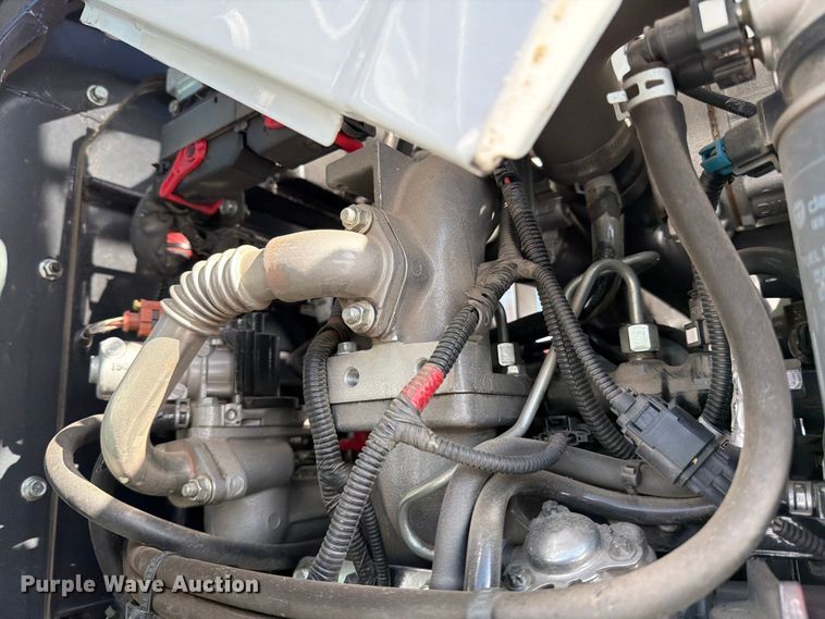 image for item YA2000 Bobcat CT5555 MFWD tractor