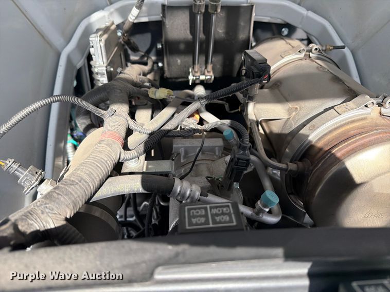 image for item YA2000 Bobcat CT5555 MFWD tractor