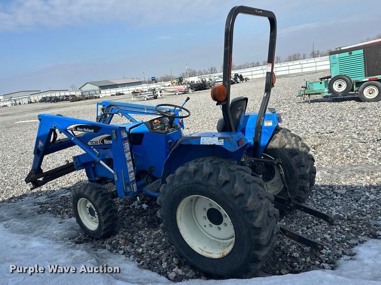 image for item YA2573 2005 New Holland TC30 MFWD tractor