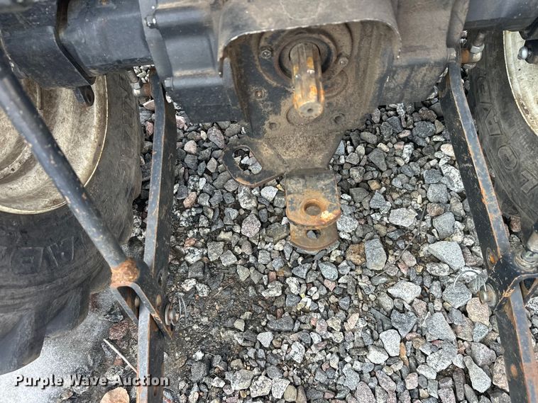 image for item YA2573 2005 New Holland TC30 MFWD tractor