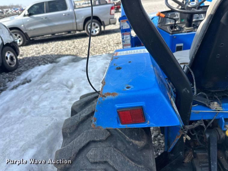 image for item YA2573 2005 New Holland TC30 MFWD tractor