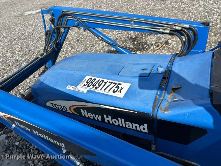 image for item YA2573 2005 New Holland TC30 MFWD tractor