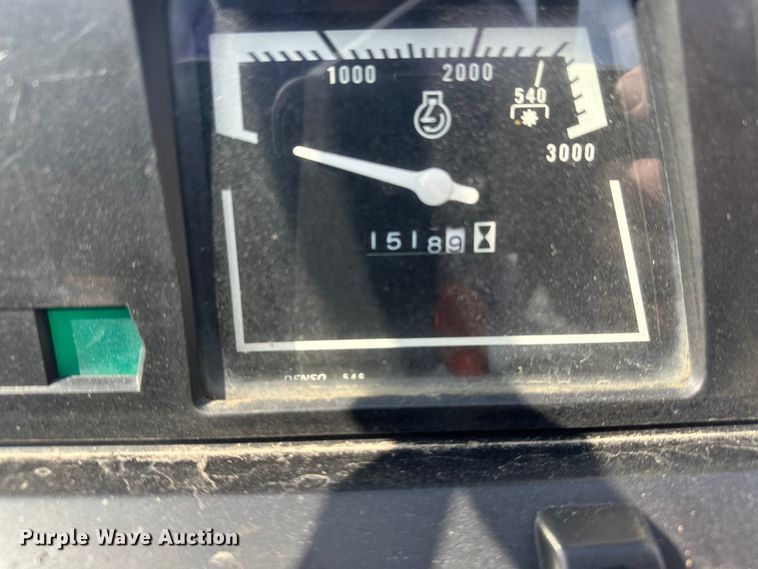 image for item YA2573 2005 New Holland TC30 MFWD tractor