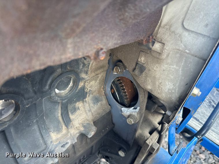 image for item YA2573 2005 New Holland TC30 MFWD tractor