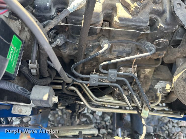 image for item YA2573 2005 New Holland TC30 MFWD tractor