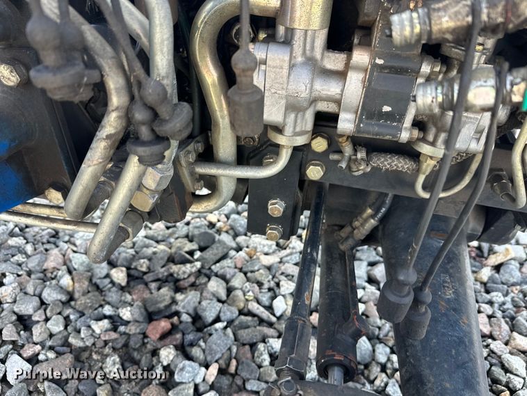 image for item YA2573 2005 New Holland TC30 MFWD tractor