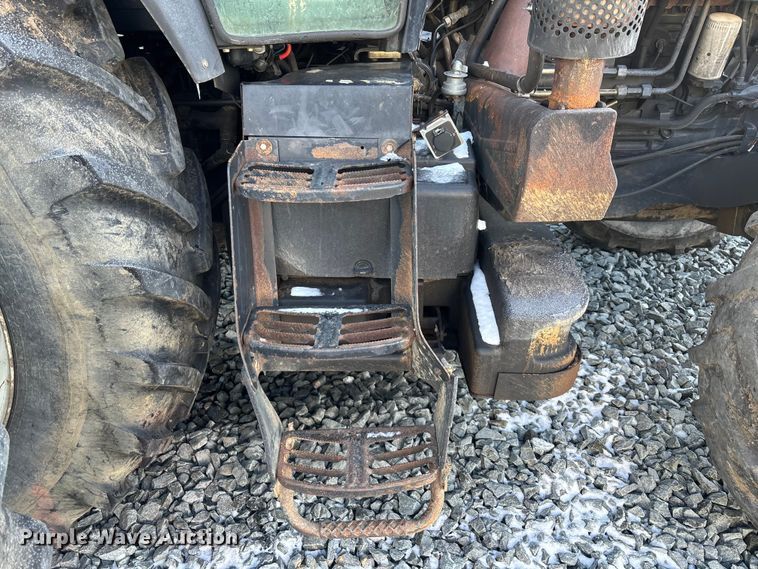 image for item YA2614 2007 New Holland T7060 MFWD tractor