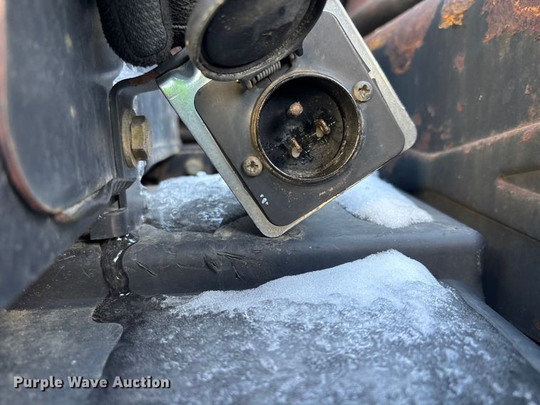 image for item YA2614 2007 New Holland T7060 MFWD tractor