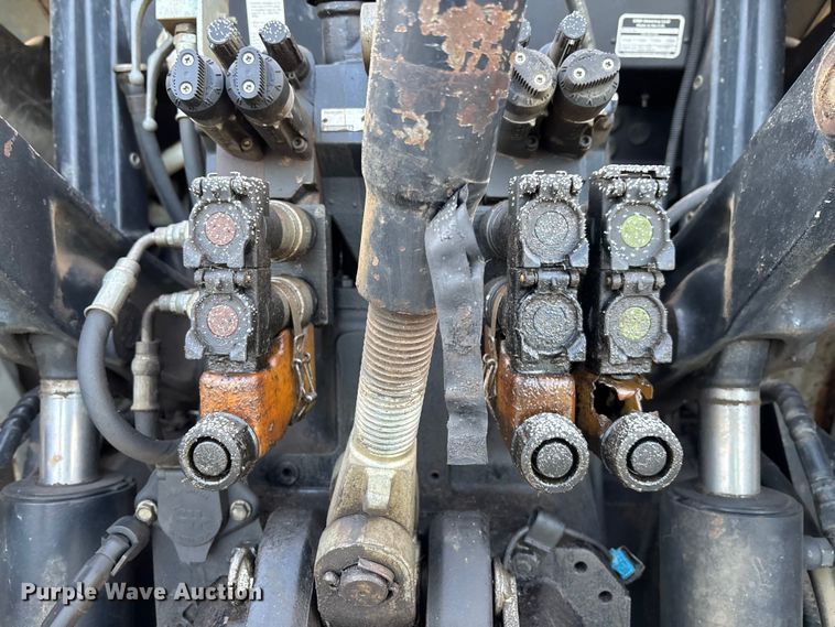 image for item YA2614 2007 New Holland T7060 MFWD tractor