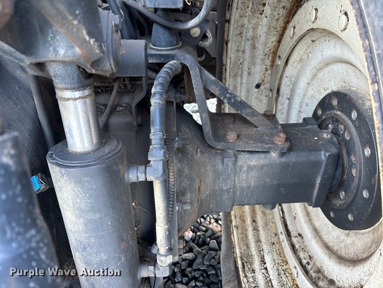 image for item YA2614 2007 New Holland T7060 MFWD tractor