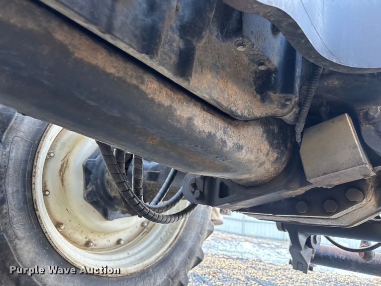 image for item YA2614 2007 New Holland T7060 MFWD tractor