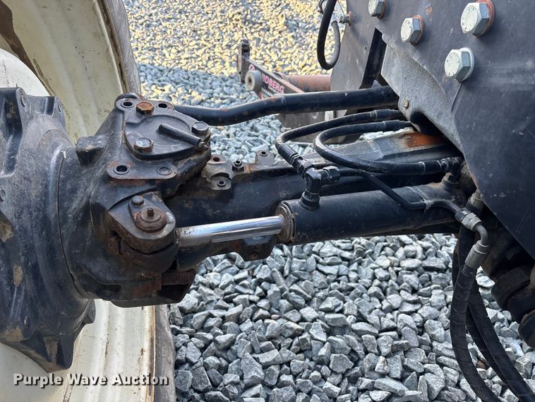 image for item YA2614 2007 New Holland T7060 MFWD tractor