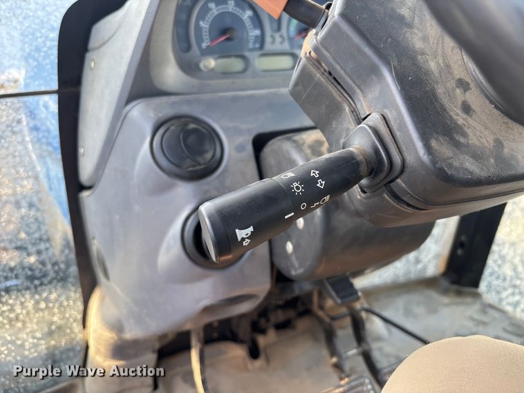 image for item YA2614 2007 New Holland T7060 MFWD tractor