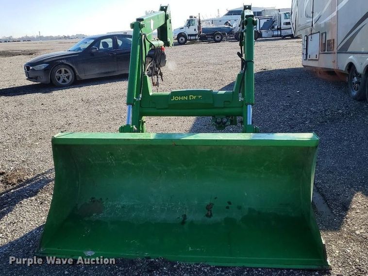 image for item YA2620 2023 John Deere 520M loader
