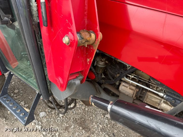 image for item YA2739 2012 Massey Ferguson MF1660 MFWD tractor