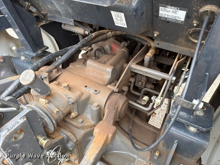 image for item YA2739 2012 Massey Ferguson MF1660 MFWD tractor