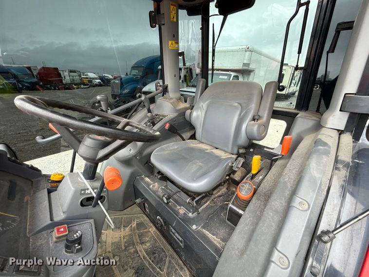 image for item YA2739 2012 Massey Ferguson MF1660 MFWD tractor