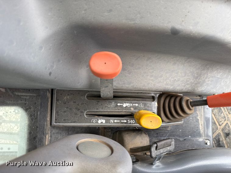 image for item YA2739 2012 Massey Ferguson MF1660 MFWD tractor